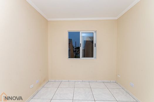 Foto 12 do(a) Casa de 4 quartos à venda em Uberaba, Curitiba