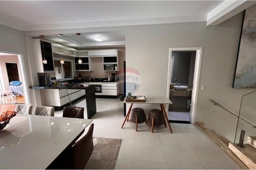 Foto 11 do(a) Casa em Condomínio de 3 quartos à venda em Jardim Golden Park Residence, Hortolândia