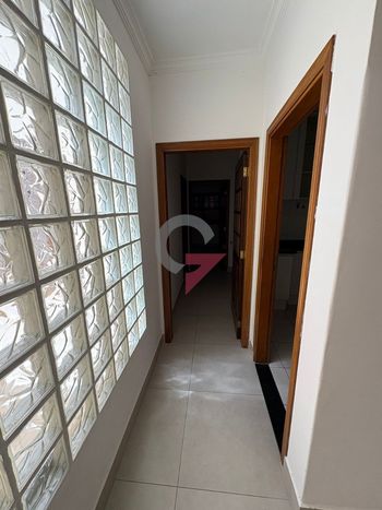 Foto 8 do(a) Casa de 4 quartos à venda em Parque São Luís, Taubaté