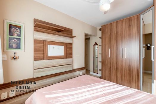 Foto 15 do(a) Apartamento de 2 quartos à venda em Jardim Botânico, Porto Alegre