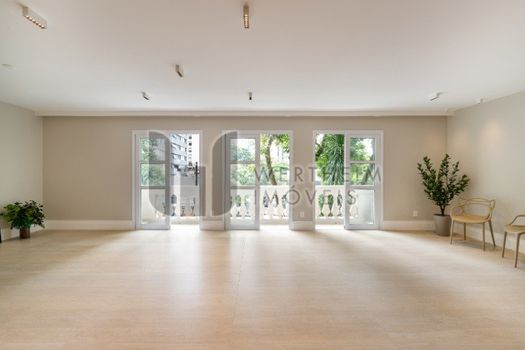 Foto 2 do(a) Apartamento de 3 quartos à venda em Jardim Paulista, São Paulo