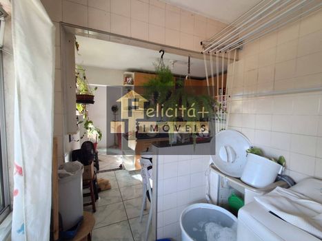 Foto 5 do(a) Apartamento de 3 quartos à venda em Conjunto Habitacional Presidente Castelo Branco, Carapicuíba