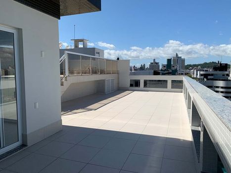 Foto 21 do(a) Cobertura de 4 quartos à venda em Centro, Criciúma
