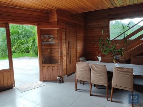 Foto 6 do(a) Casa de 4 quartos à venda em Patrimônio, Uberlândia