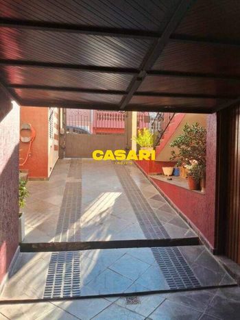 Foto 2 do(a) Casa de 4 quartos à venda em Jardim Las Vegas, Santo André