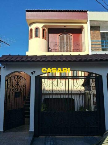 Foto 1 do(a) Casa de 4 quartos à venda em Jardim Las Vegas, Santo André