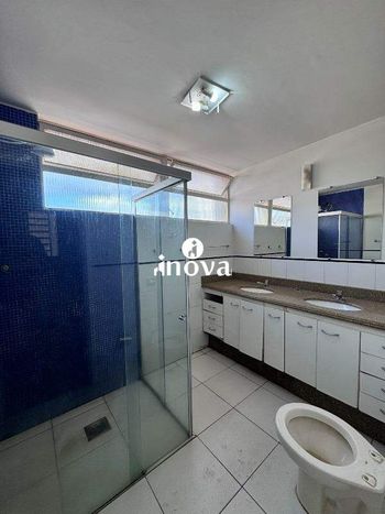 Foto 10 do(a) Apartamento de 4 quartos à venda em Centro, Uberaba