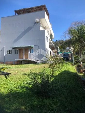 Foto 6 do(a) Edifício Inteiro de 11 quartos à venda em Pantanal, Florianópolis