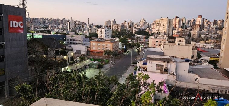 Foto 19 do(a) Apartamento de 3 quartos à venda em Santana, Porto Alegre