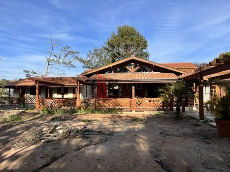 Foto 1 do(a) Fazenda / Sítio / Chácara de 2 quartos à venda em Taboão, Mogi das Cruzes