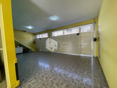Foto 3 do(a) Casa de 4 quartos à venda em Jardim Vaz de Lima, São Paulo