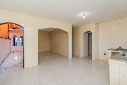 Foto 9 do(a) Casa de 4 quartos à venda em Parque São Rafael, São Paulo
