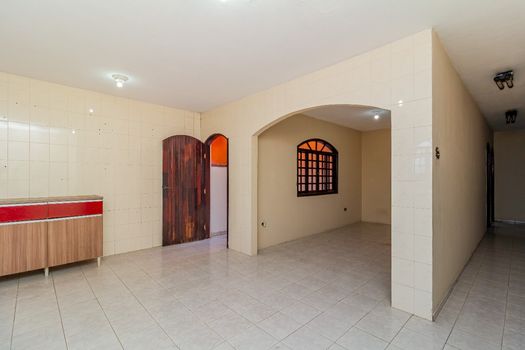 Foto 8 do(a) Casa de 4 quartos à venda em Parque São Rafael, São Paulo