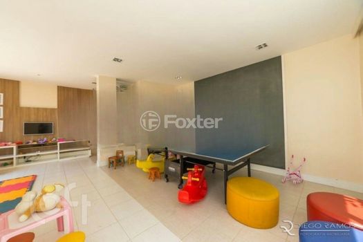Foto 40 do(a) Apartamento de 3 quartos à venda em Teresópolis, Porto Alegre