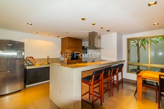 Foto 47 do(a) Apartamento de 3 quartos à venda em Petrópolis, Porto Alegre