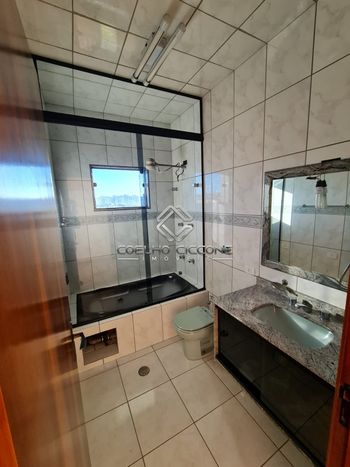 Foto 13 do(a) Casa de 4 quartos à venda em Vila Arapuã, São Paulo