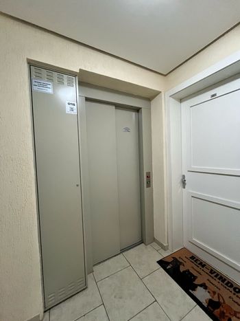 Foto 4 do(a) Flat de 2 quartos à venda em Menino Deus, Porto Alegre