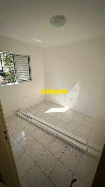 Foto 9 do(a) Apartamento de 2 quartos à venda em Jardim Cristiane, Santo André