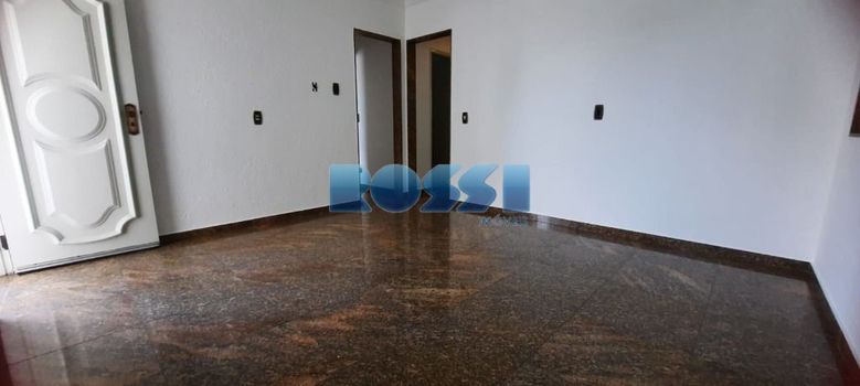 Foto 1 do(a) Casa de 3 quartos à venda em Vila Zelina, São Paulo