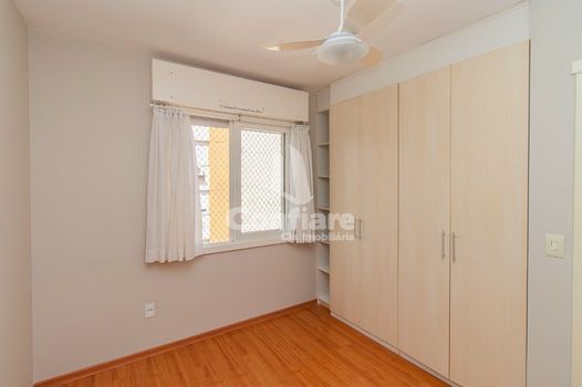 Foto 15 do(a) Apartamento de 3 quartos à venda em Chácara das Pedras, Porto Alegre