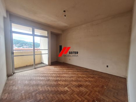 Foto 3 do(a) Sala / Conjunto Comercial de 4 quartos à venda em Centro, Florianópolis