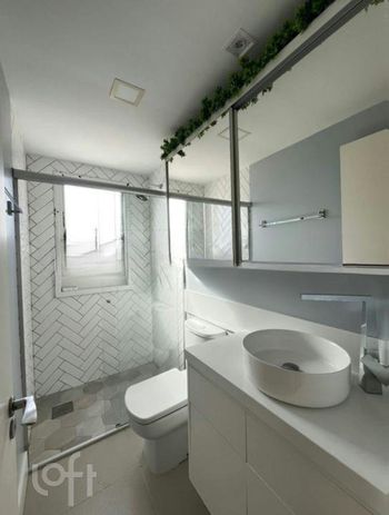 Foto 16 do(a) Apartamento de 2 quartos à venda em Petrópolis, Porto Alegre