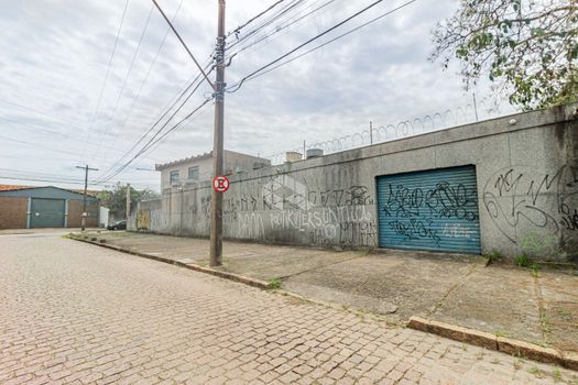 Foto 1 do(a) Galpão / Depósito / Armazém / Pavilhão false à venda em Navegantes, Porto Alegre