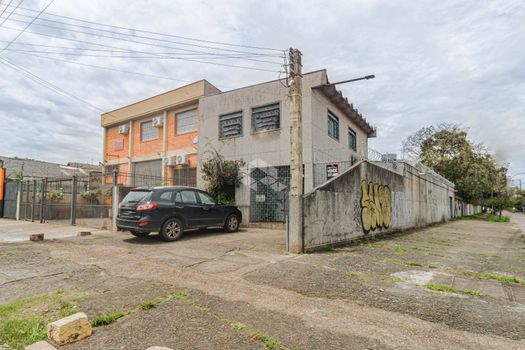 Foto 2 do(a) Galpão / Depósito / Armazém / Pavilhão false à venda em Navegantes, Porto Alegre