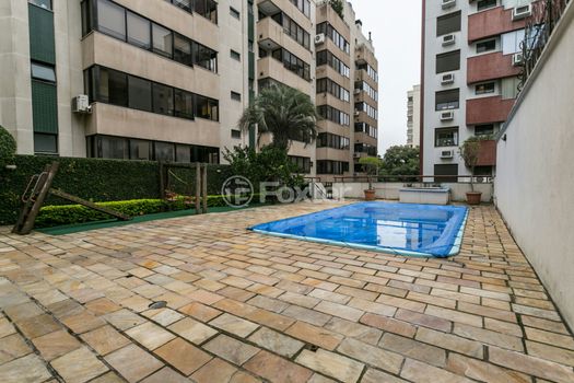 Foto 47 do(a) Cobertura de 3 quartos à venda em Mont Serrat, Porto Alegre