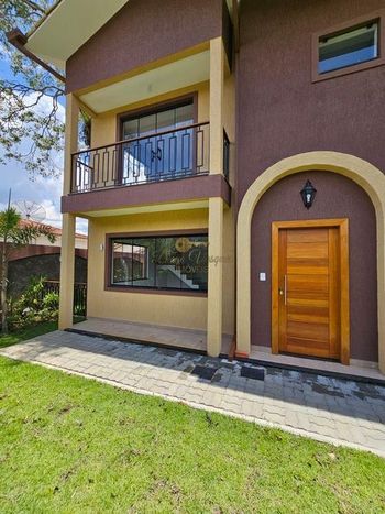 Foto 2 do(a) Casa em Condomínio de 3 quartos à venda em Nossa Senhora de Fátima, Teresópolis