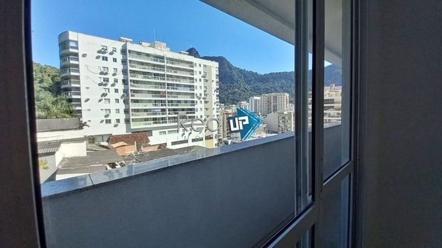 Foto 2 do(a) Apartamento de 3 quartos à venda em Botafogo, Rio de Janeiro