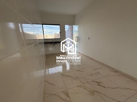 Foto 3 do(a) Casa de 2 quartos à venda em Parque Alvorada I, Luziânia