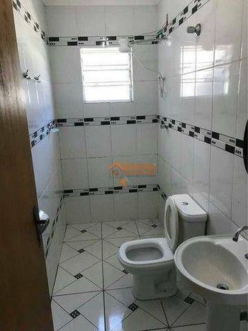 Foto 5 do(a) Casa de 4 quartos à venda em Jardim São Domingos, Guarulhos