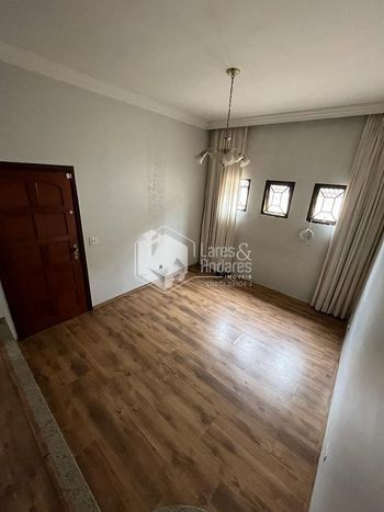 Foto 2 do(a) Casa de 3 quartos à venda em Jardim Casablanca, São Paulo