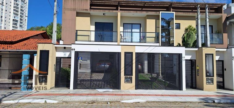 Foto 1 do(a) Casa em Condomínio de 3 quartos à venda em Ressacada, Itajaí