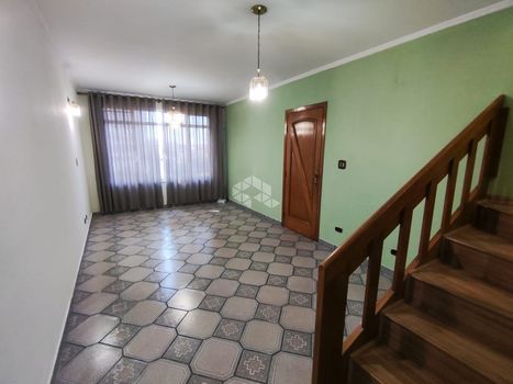 Foto 6 do(a) Casa de 3 quartos à venda em Vila São Vicente, São Paulo