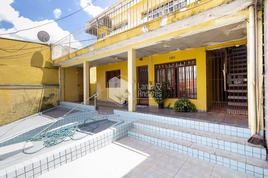 Foto 1 do(a) Casa de 8 quartos à venda em Mutinga, Osasco