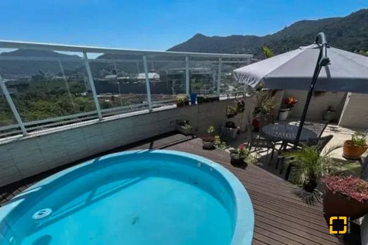 Foto 2 do(a) Cobertura de 3 quartos à venda em Monte Verde, Florianópolis