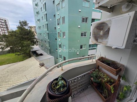 Foto 7 do(a) Apartamento de 3 quartos à venda em Coqueiros, Florianópolis