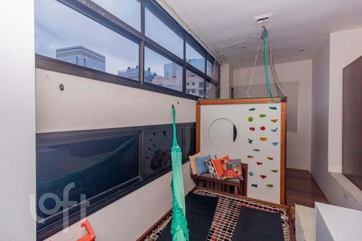 Foto 21 do(a) Apartamento de 2 quartos à venda em Três Figueiras, Porto Alegre