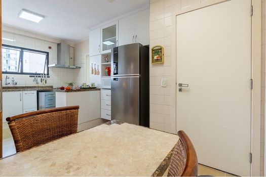 Foto 20 do(a) Apartamento de 4 quartos à venda em Moema, São Paulo