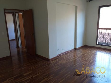 Foto 3 do(a) Apartamento de 2 quartos à venda em Centro, São Carlos