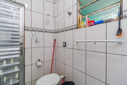 Foto 46 do(a) Casa de 6 quartos à venda em Jardim Romano, São Paulo