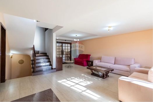 Foto 45 do(a) Casa de 4 quartos à venda em Mercês, Curitiba