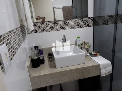 Foto 13 do(a) Apartamento de 3 quartos à venda em Praia da Costa, Vila Velha