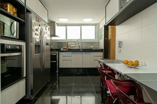 Foto 7 do(a) Apartamento de 3 quartos à venda em Jardim Paulista, São Paulo