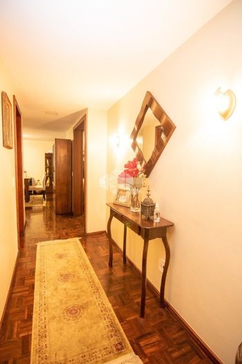 Foto 4 do(a) Apartamento de 3 quartos à venda em Petrópolis, Porto Alegre