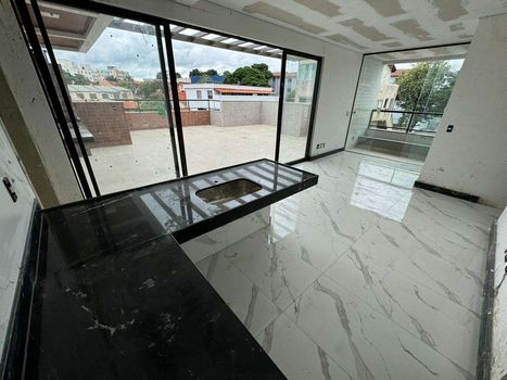 Foto 3 do(a) Cobertura de 3 quartos à venda em Itapoã, Belo Horizonte