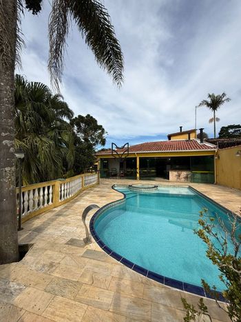 Foto 4 do(a) Fazenda / Sítio / Chácara de 3 quartos à venda em Chácara Recreio Internacional, Suzano