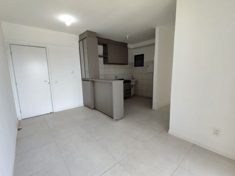 Foto 9 do(a) Apartamento de 2 quartos à venda em Cambeba, Fortaleza